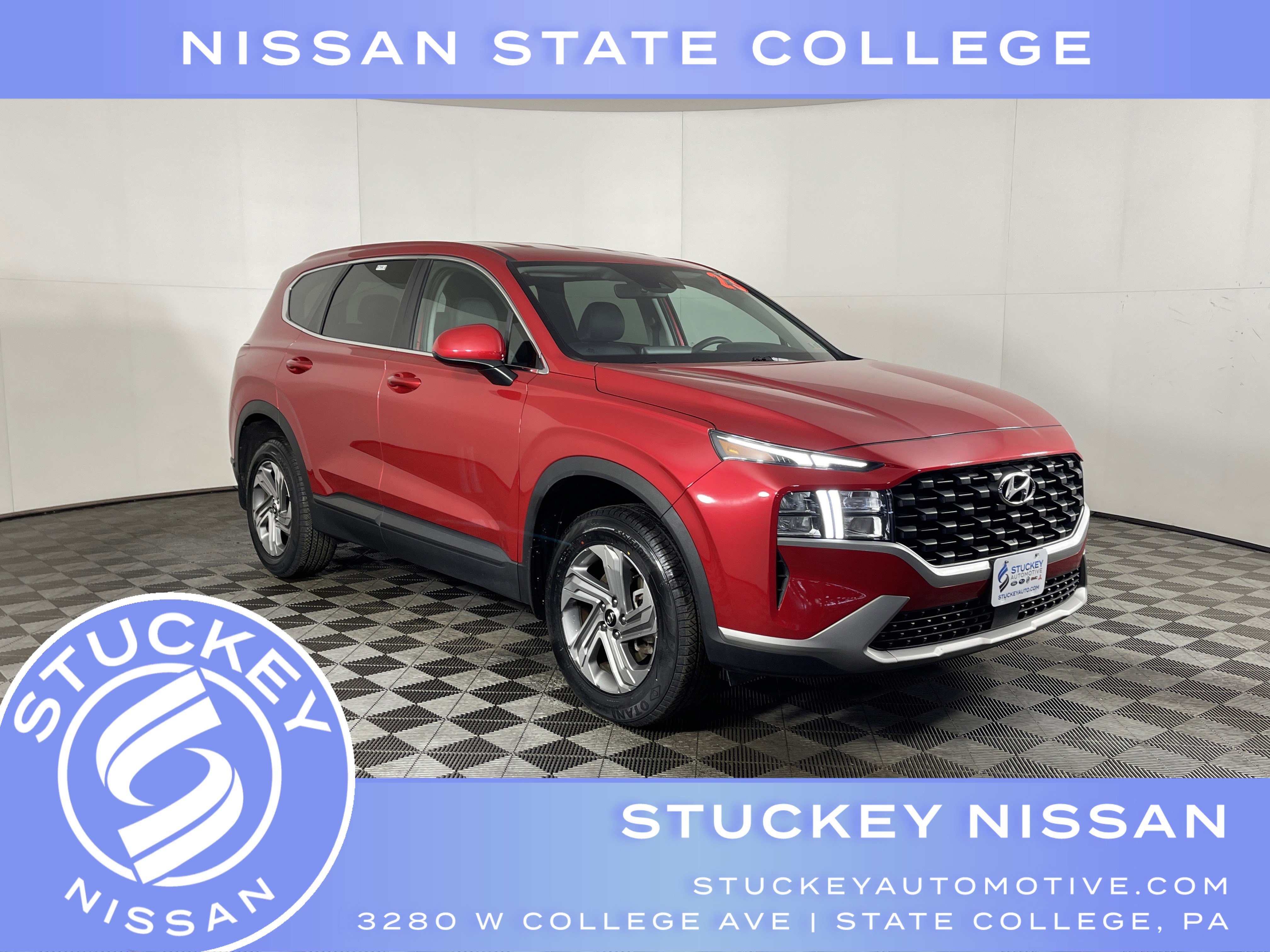 Used 2023 Hyundai Santa Fe SE image 1