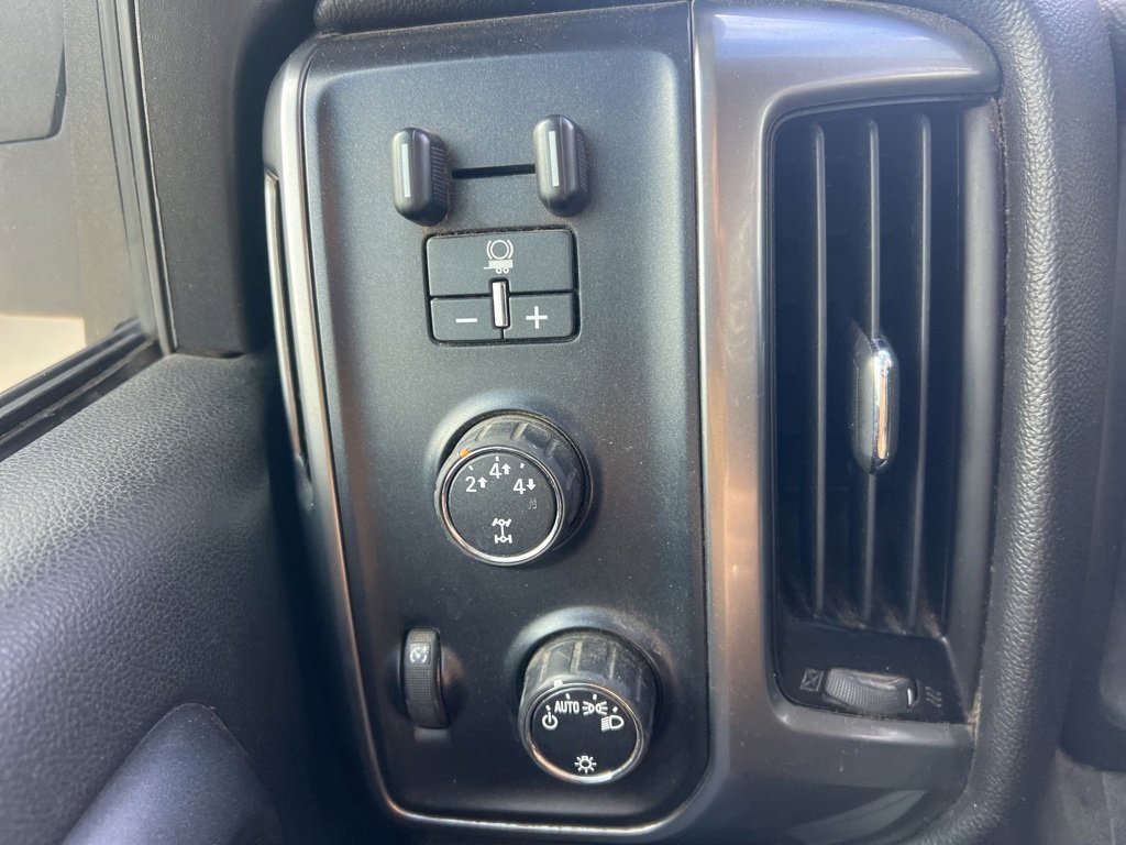 Used 2016 Chevrolet Silverado 2500 LT image 22