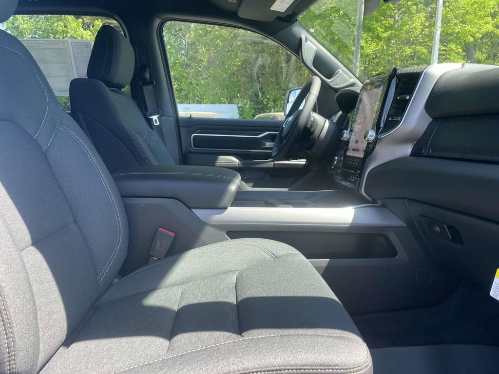 New 2026 RAM 1500 Big Horn AWD/4WD image 15