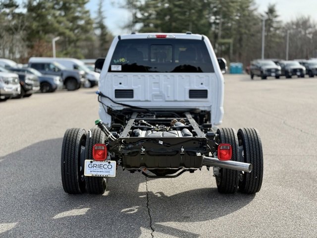 New 2025 Ford F550 4x4 Crew Cab Super Duty w/ XL Chrome Package image 5