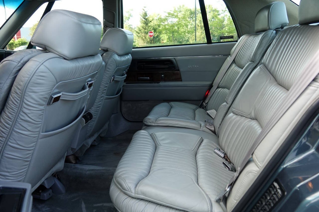 Used 1993 Buick Park Avenue Ultra FWD image 72