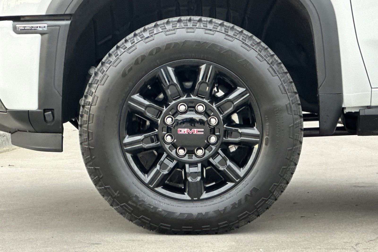New 2026 GMC Sierra 2500 AT4 w/ AT4 Premium Plus Package image 26