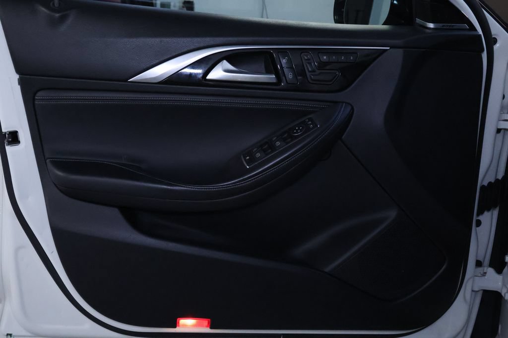 Used 2019 INFINITI QX30 AWD w/ Proassist Package image 13