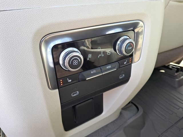 Used 2022 GMC Yukon Denali image 10