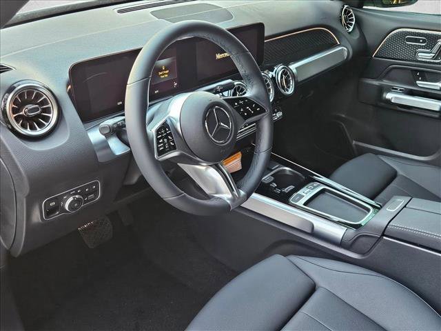New 2026 Mercedes-Benz GLB 250 video 3