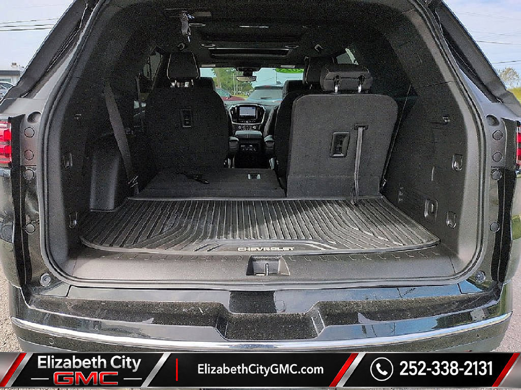 Used 2023 Chevrolet Traverse Premier AWD/4WD image 24
