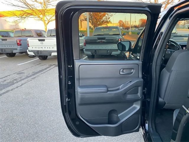 New 2026 Nissan Frontier SV w/ Tow Package image 21