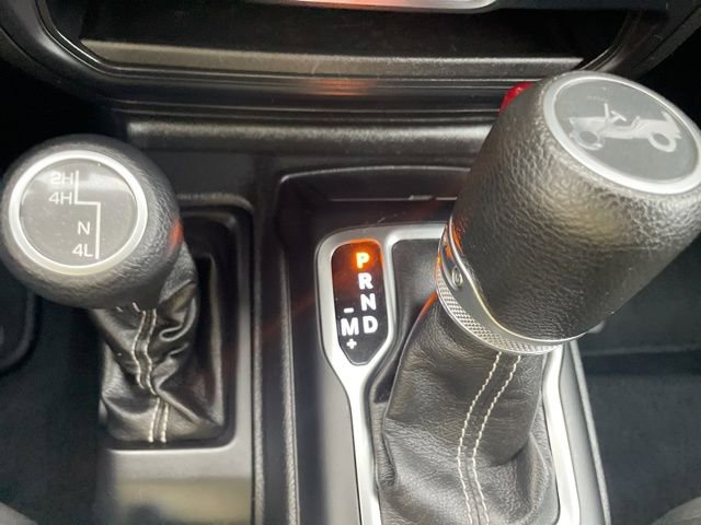 Used 2019 Jeep Wrangler Unlimited Sahara AWD/4WD image 27