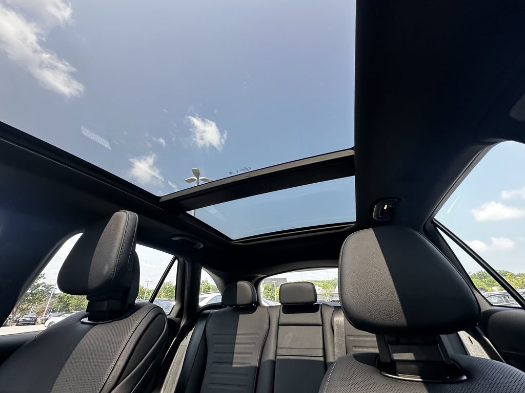 Certified 2026 Mercedes-Benz GLC 43 AMG 4MATIC image 33