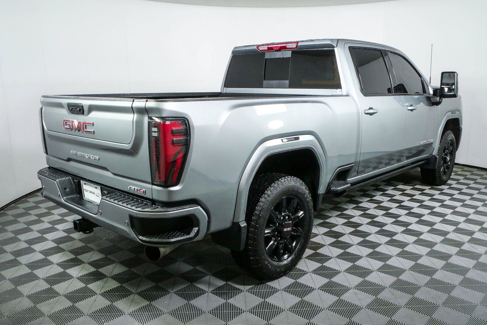 Certified 2026 GMC Sierra 2500 AT4 w/ AT4 Premium Plus Package AWD/4WD image 3