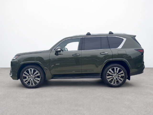 New 2026 Lexus LX 600 4WD w/ Luxury Package image 2