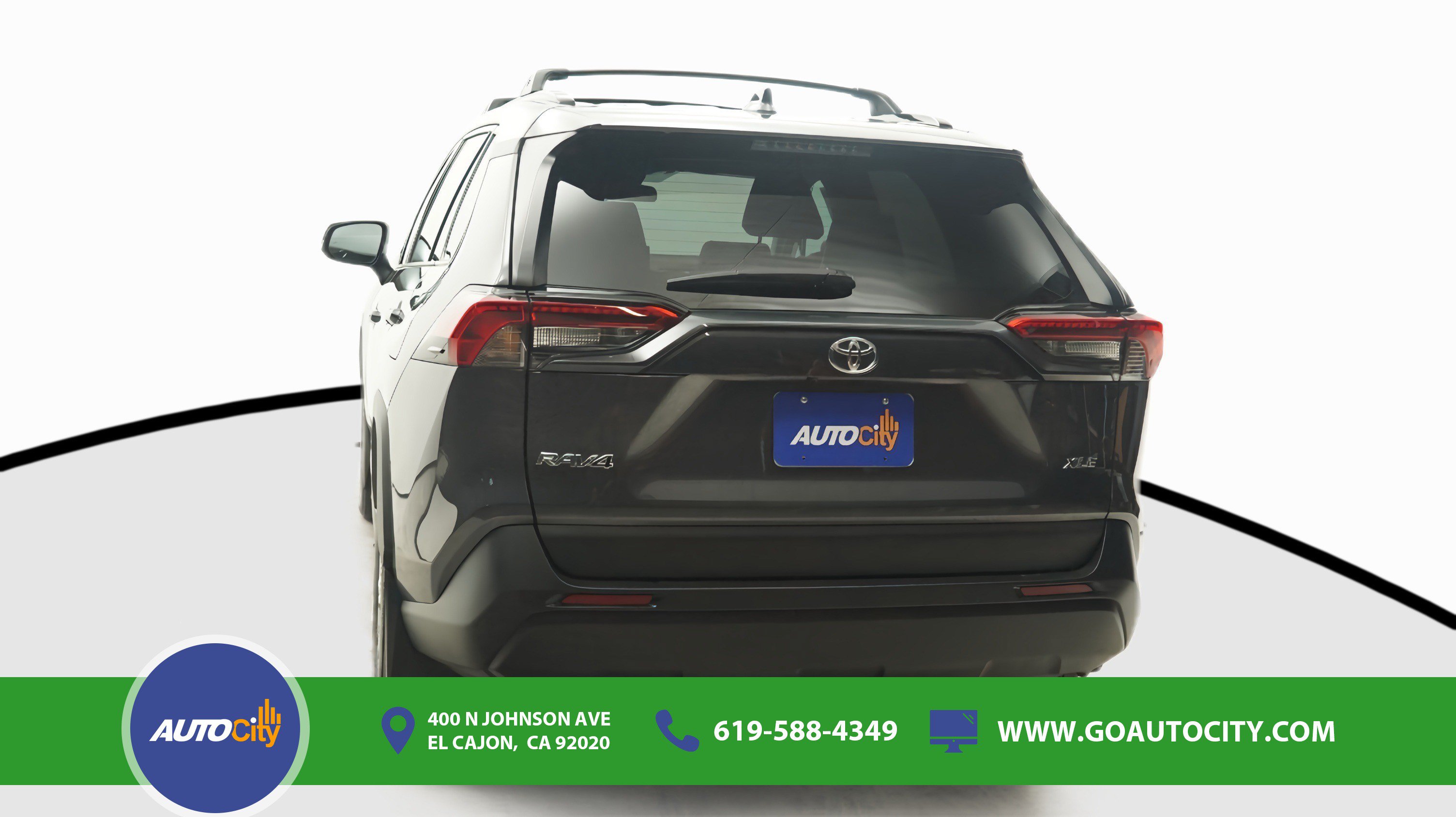 Used 2022 Toyota RAV4 XLE Premium FWD image 15