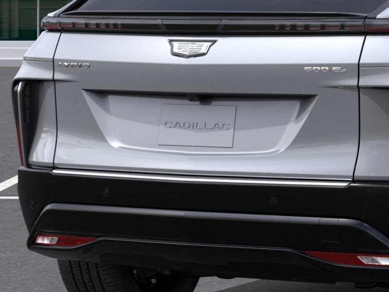 Used 2026 Cadillac Lyriq Luxury w/ LPO, Floor Liner Package AWD/4WD image 38