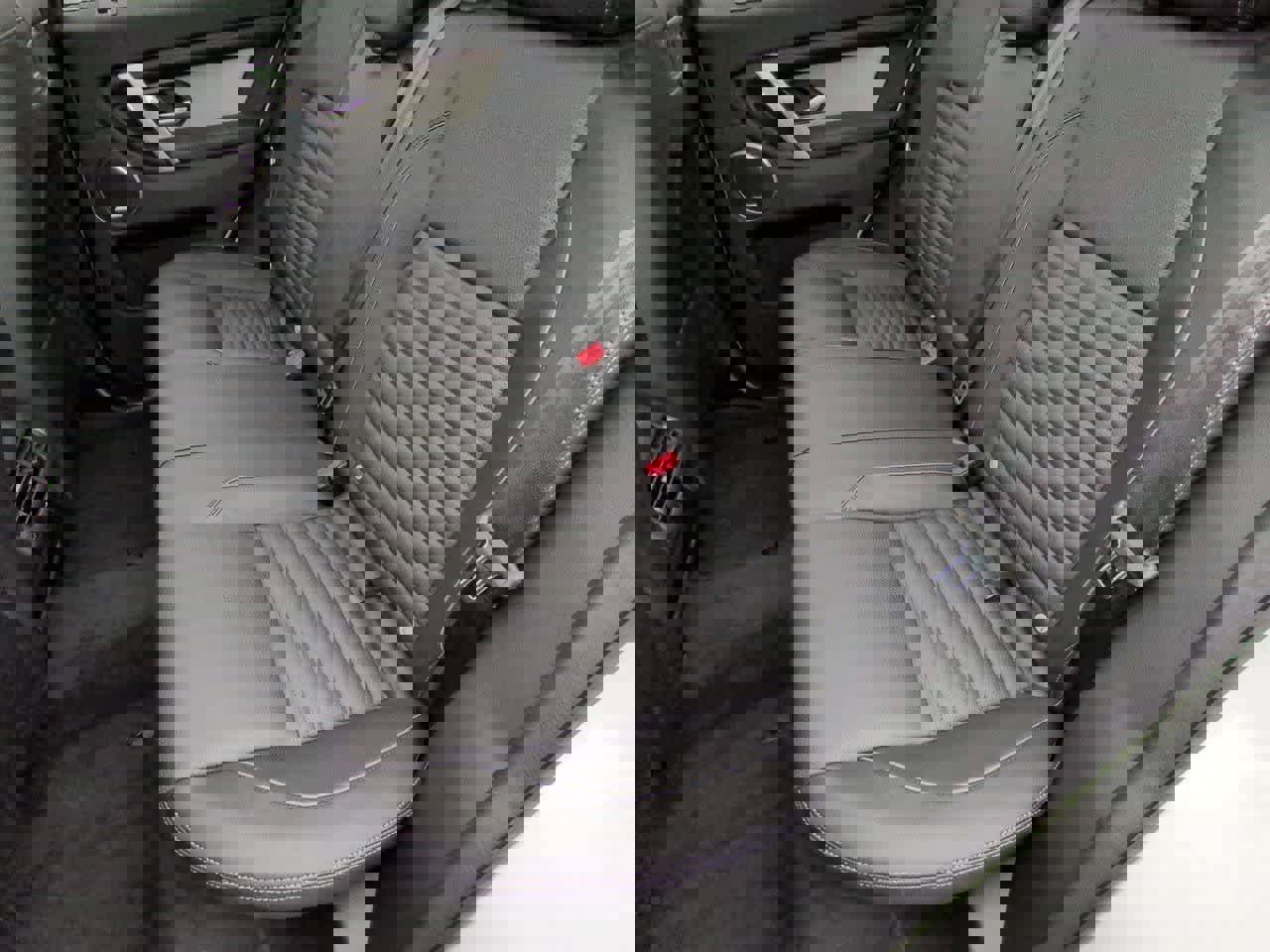 New 2026 Land Rover Discovery Sport Landmark image 18