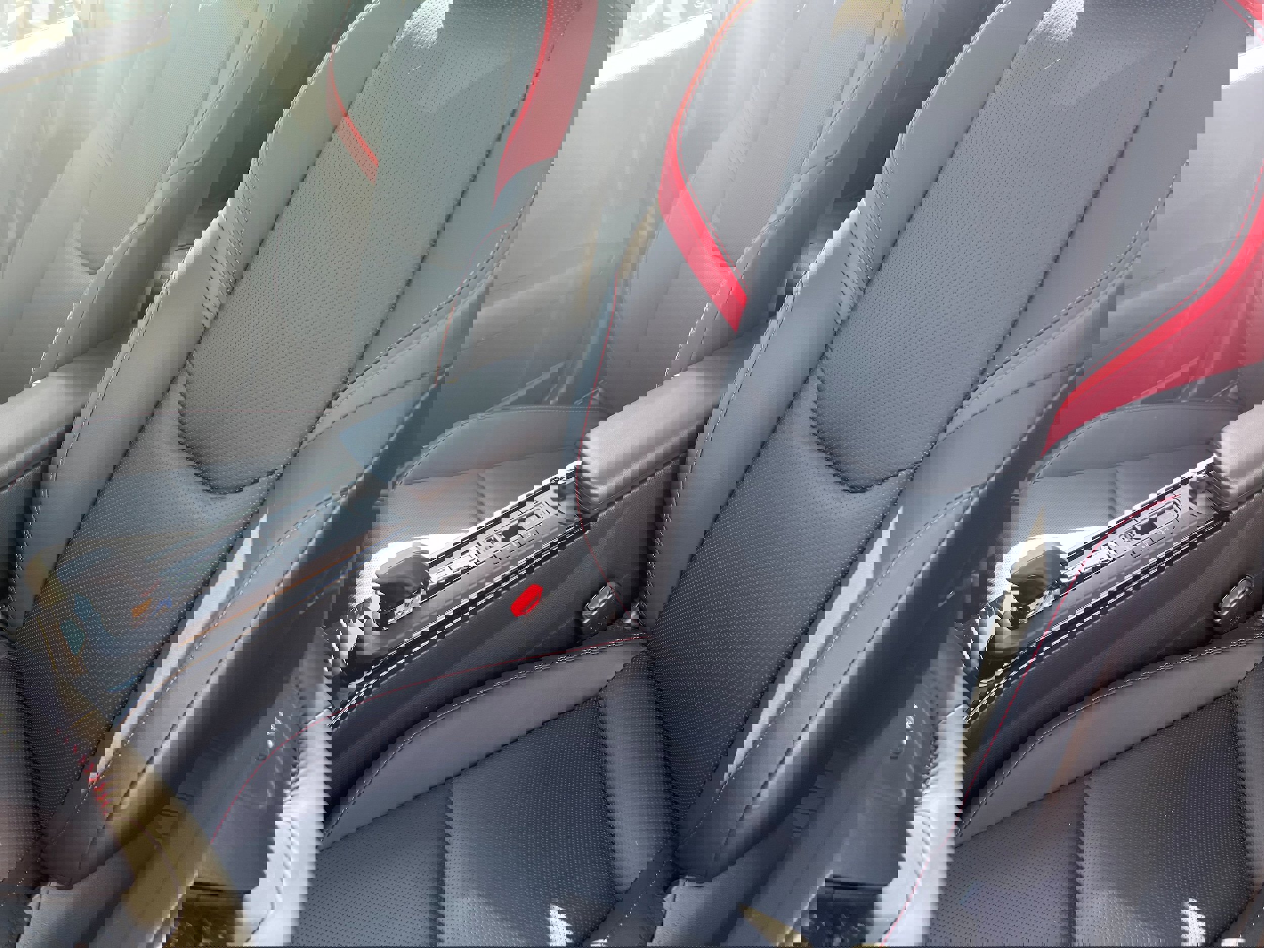 Used 2024 Toyota Prius Prime image 18