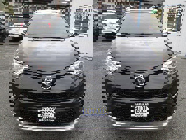 Used 2016 Toyota RAV4 SE image 2