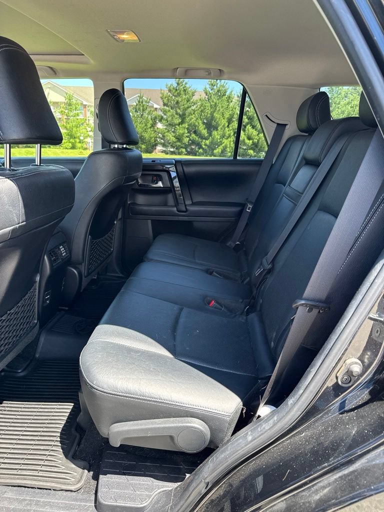 Used 2019 Toyota 4Runner Limited AWD/4WD image 7