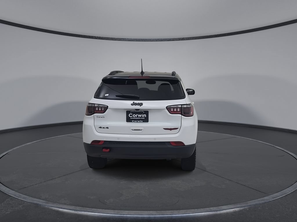 Certified 2026 Jeep Compass Trailhawk AWD/4WD image 16