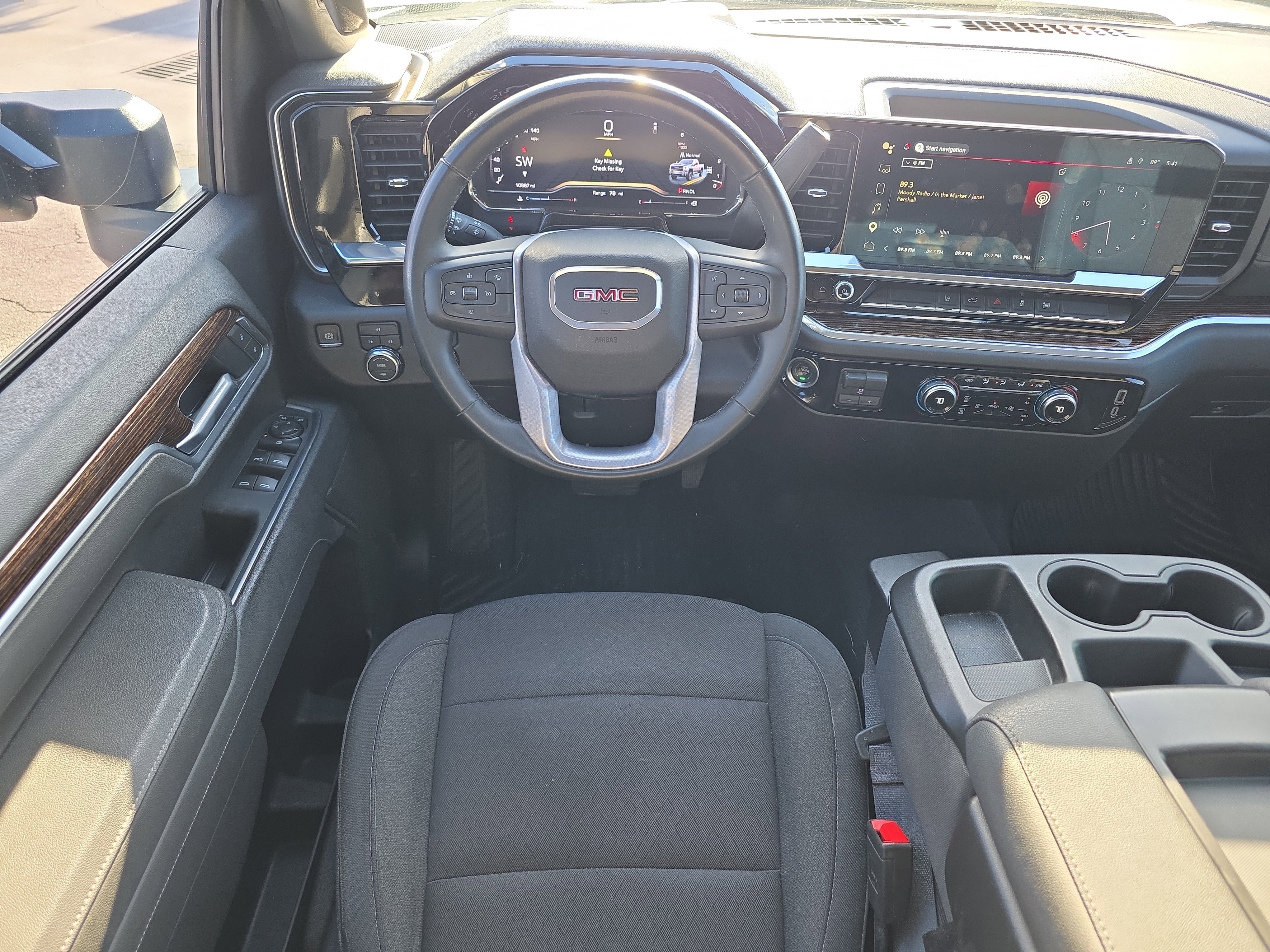 Used 2025 GMC Sierra 2500 SLE w/ SLE Convenience Package image 18