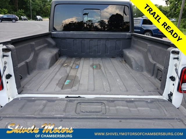 Certified 2020 Jeep Gladiator Sport w/ Quick Order Package 24S image 9