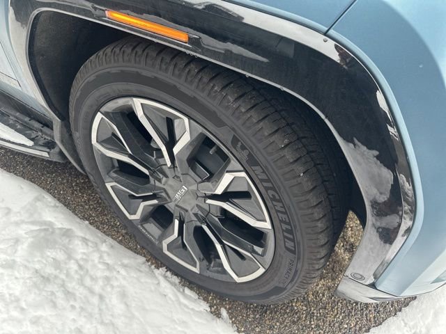 New 2025 GMC Sierra EV Denali image 4