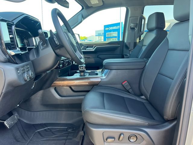 New 2026 Chevrolet Silverado 1500 RST w/ RST All Star Premium Package AWD/4WD image 4