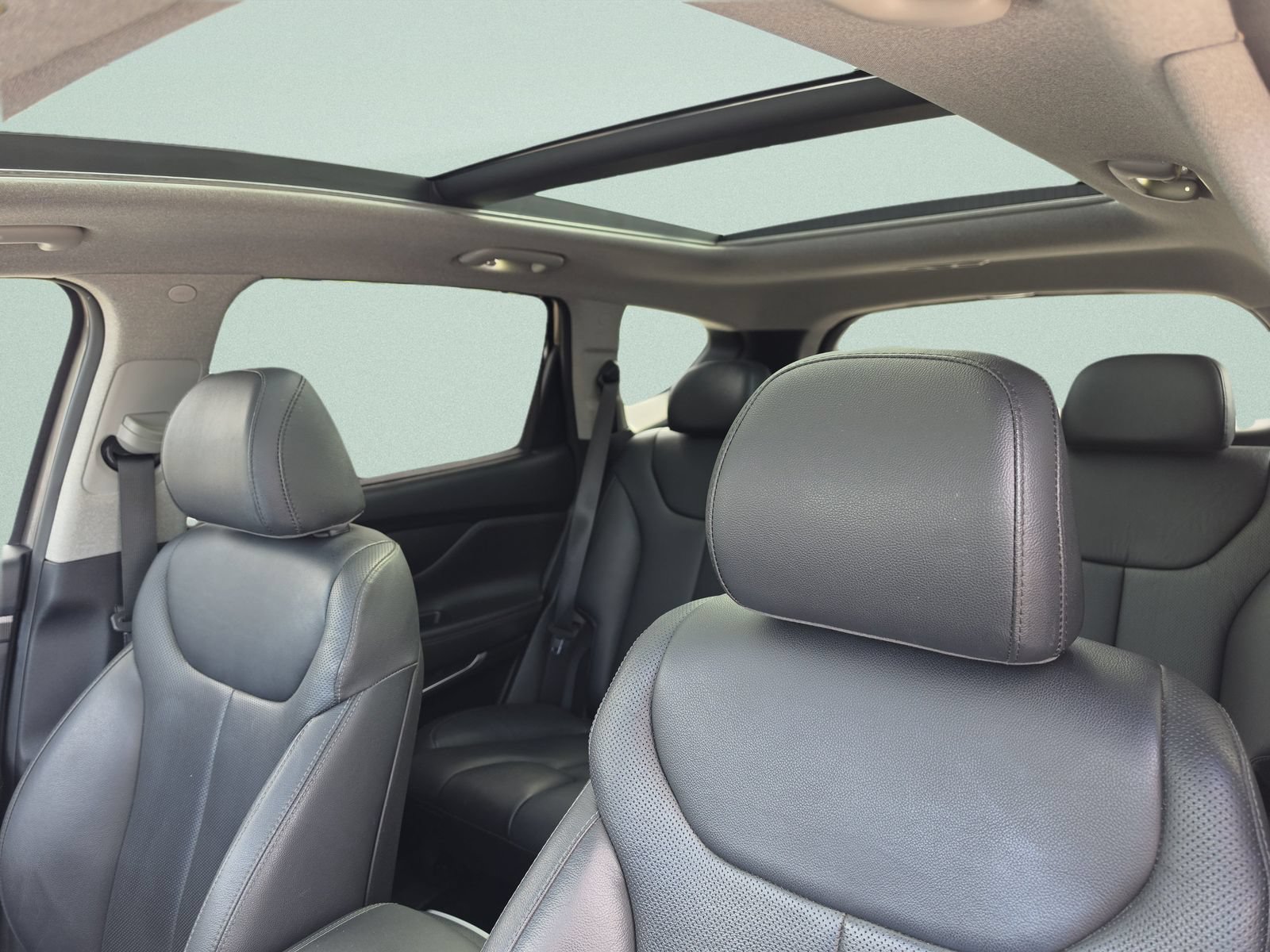 Used 2020 Hyundai Santa Fe Limited FWD image 24