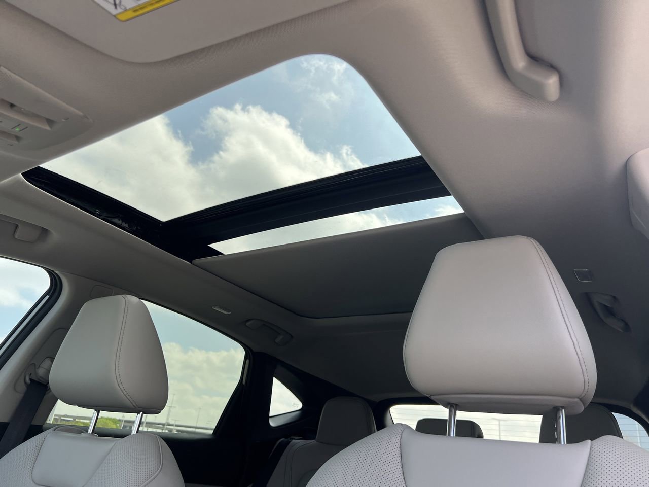 New 2026 Nissan Murano SL image 16