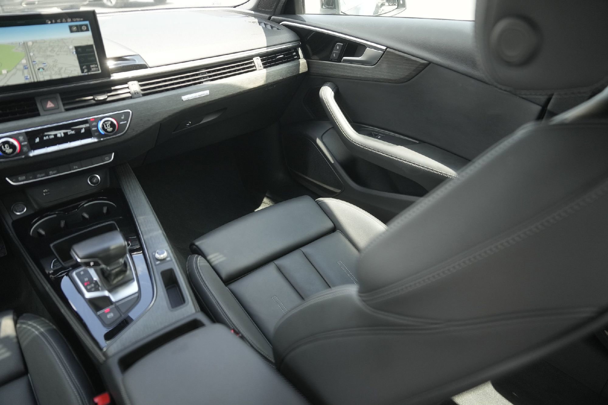 Used 2023 Audi A4 2.0T Premium Plus w/ Premium Plus Package image 26