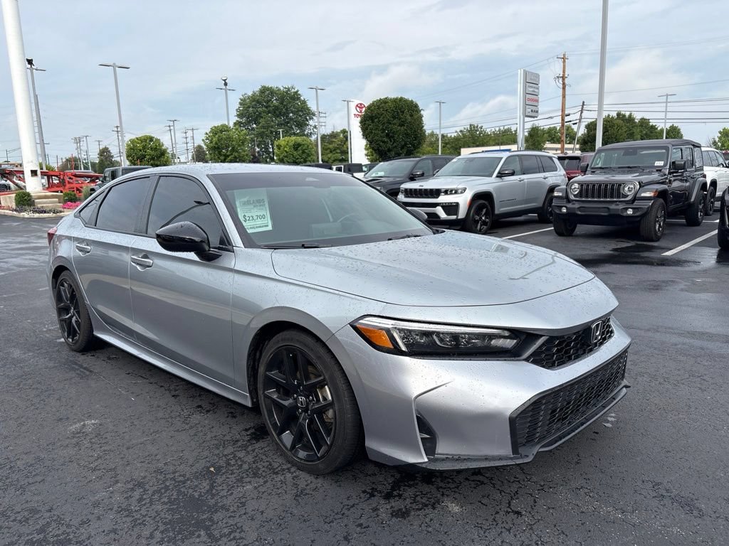 Used 2025 Honda Civic Sport image 7