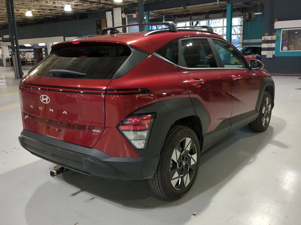 Used 2025 Hyundai Kona SEL image 5