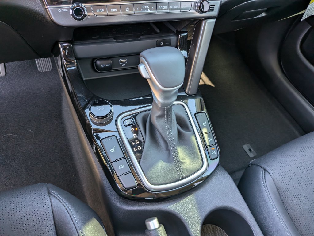 Certified 2026 Kia Seltos EX FWD image 26
