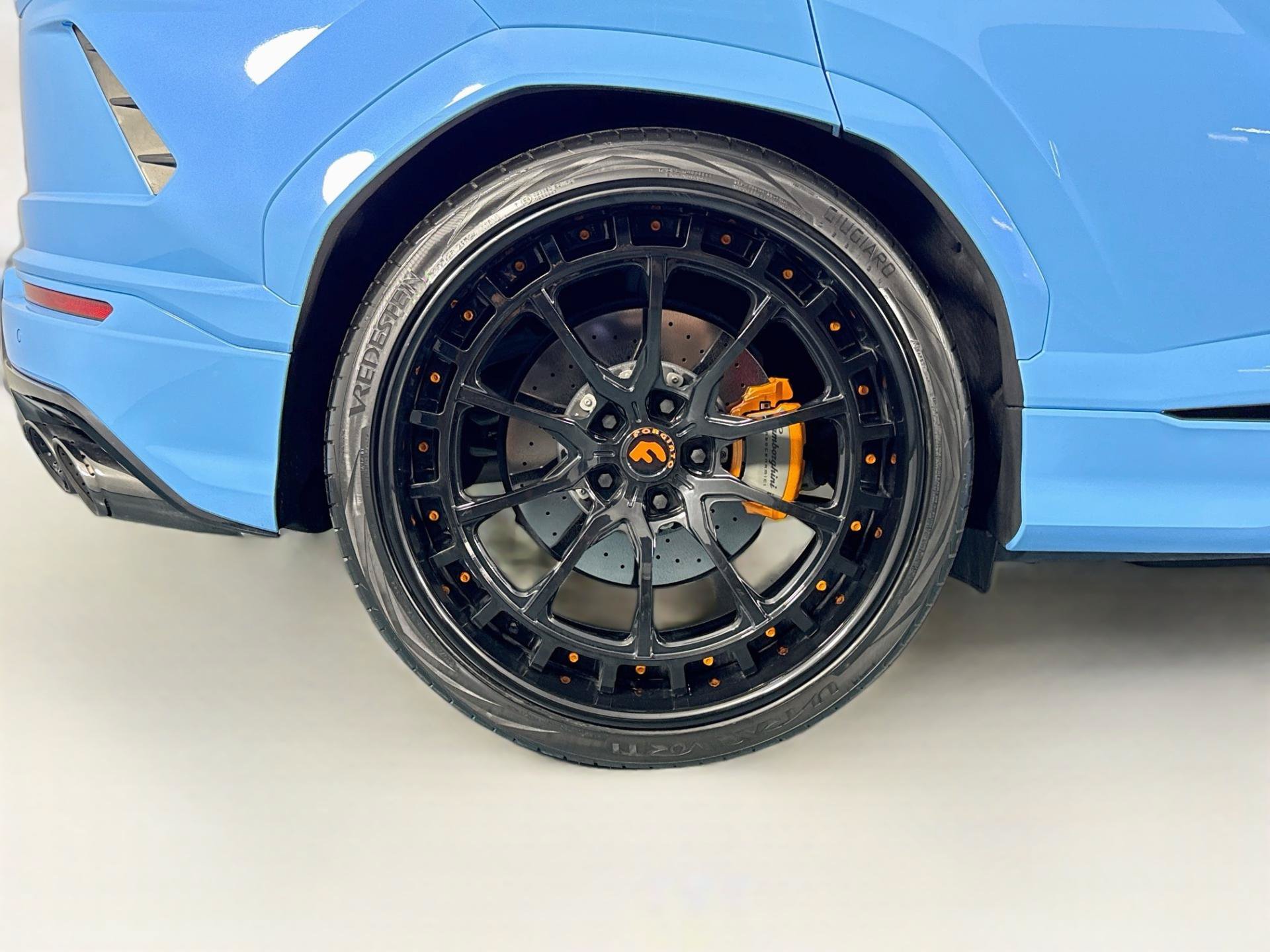 Used 2022 Lamborghini Urus AWD/4WD image 51
