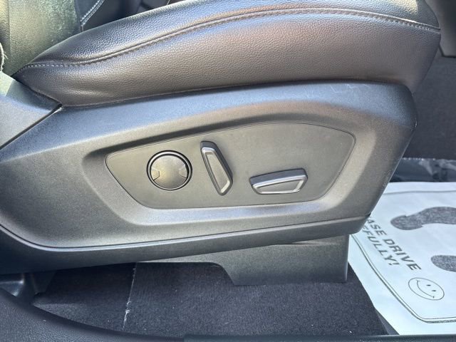 Used 2022 Ford Explorer Limited w/ Equipment Group 301A image 22