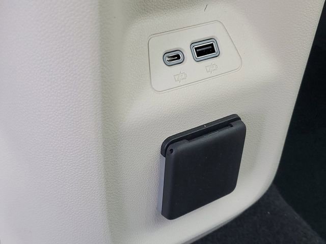 Certified 2023 Buick Envision Avenir AWD/4WD image 12