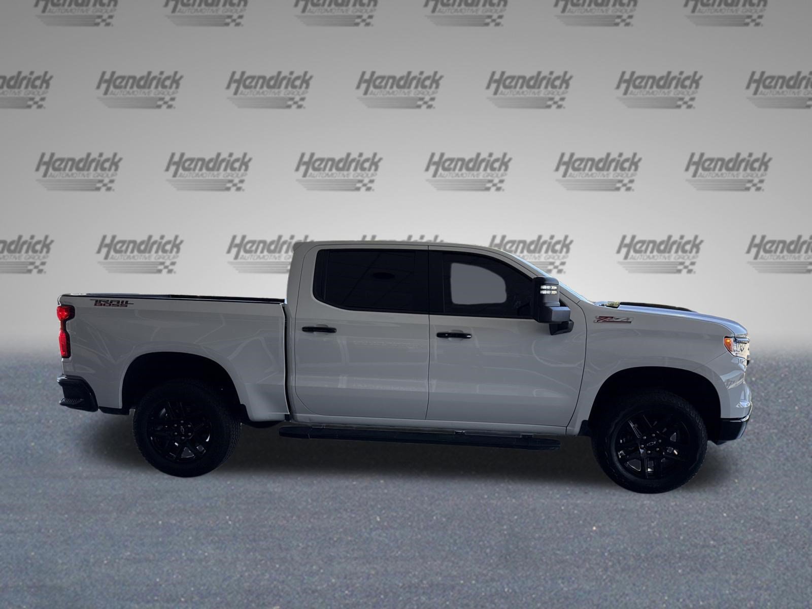 Used 2025 Chevrolet Silverado 1500 LT Trail Boss w/ Convenience Package II AWD/4WD image 11