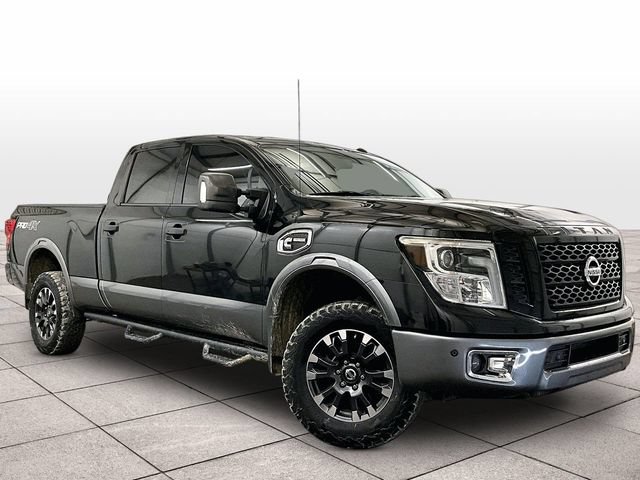 Used 2017 Nissan Titan PRO-4X AWD/4WD image 3