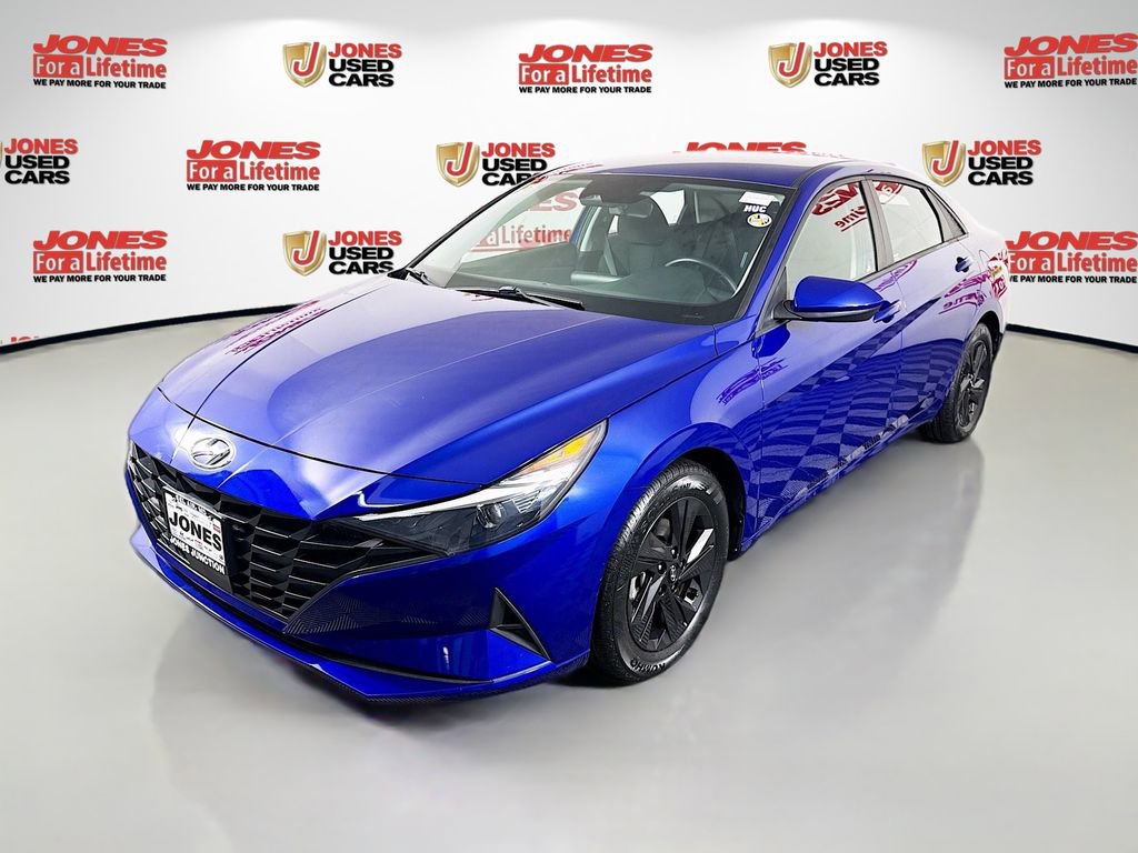 Certified 2021 Hyundai Elantra SEL w/ Convenience Package image 12