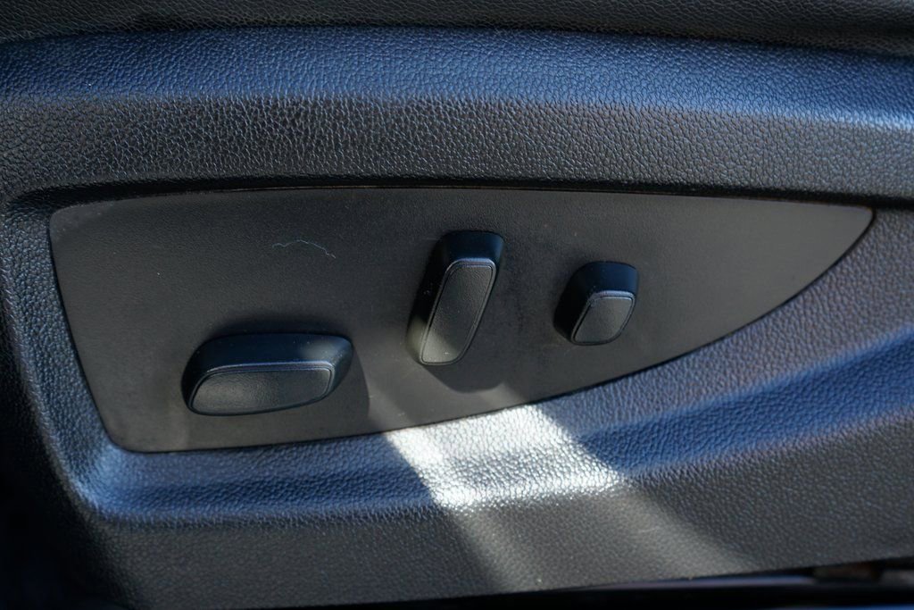 Used 2018 Chevrolet Silverado 3500 High Country w/ Duramax Plus Package image 21