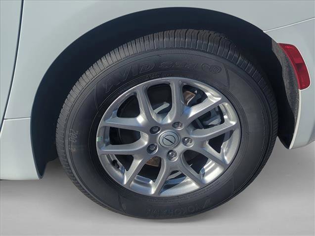 New 2026 Chrysler Pacifica Select image 9