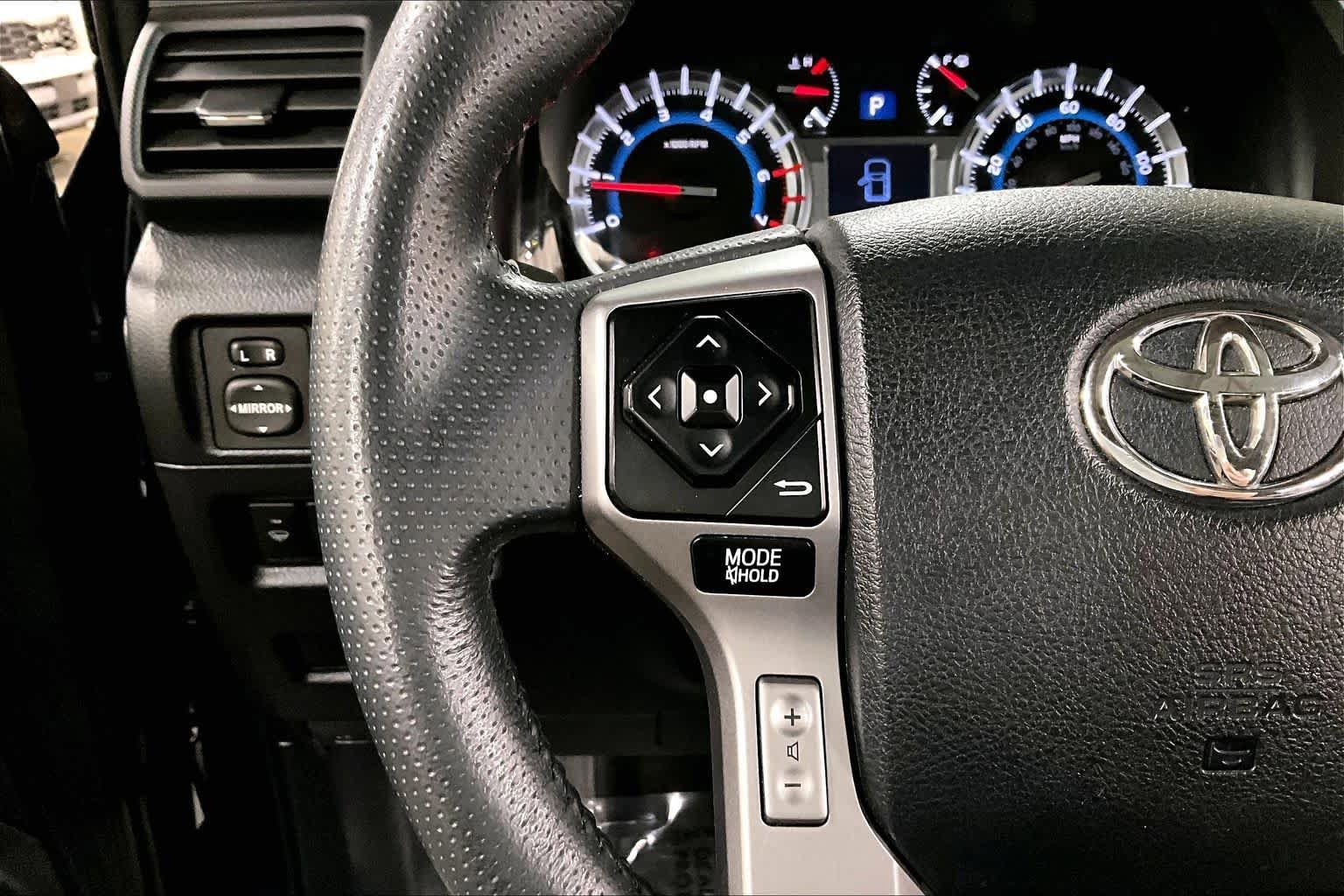 Certified 2019 Toyota 4Runner Limited AWD/4WD image 24
