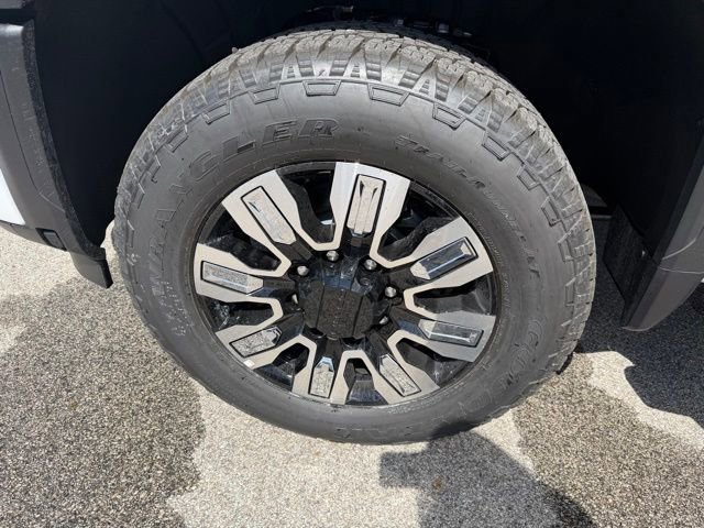 New 2026 GMC Sierra 2500 Denali w/ Denali Reserve Package AWD/4WD image 40
