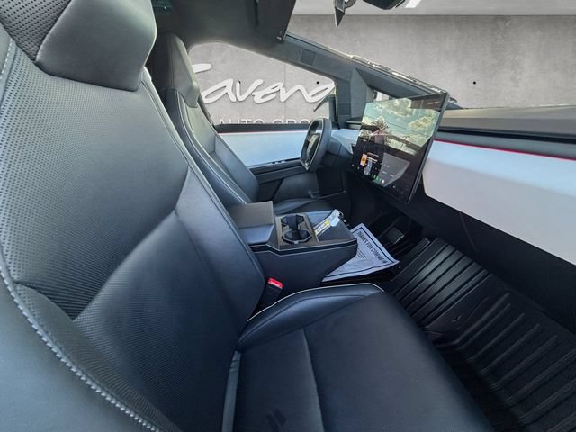 Used 2024 Tesla Cybertruck AWD Crew Cab image 30