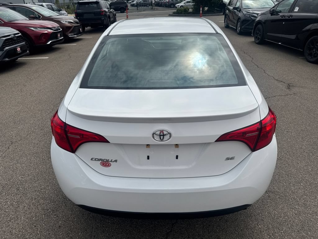 Used 2019 Toyota Corolla SE w/ Carpet Mat Package (TMS) FWD image 6