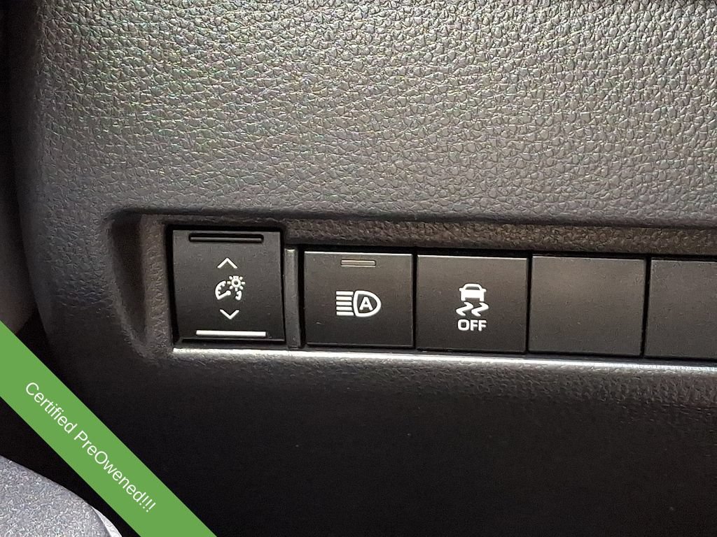 Used 2022 Toyota Venza LE AWD/4WD image 24