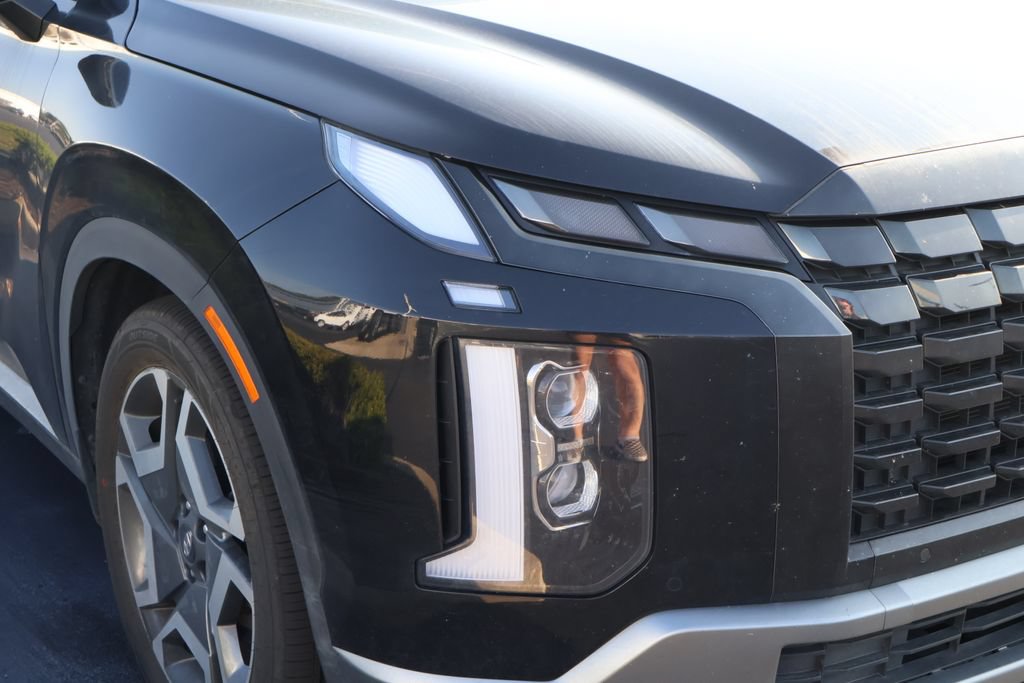 Used 2023 Hyundai Palisade Limited AWD/4WD image 4