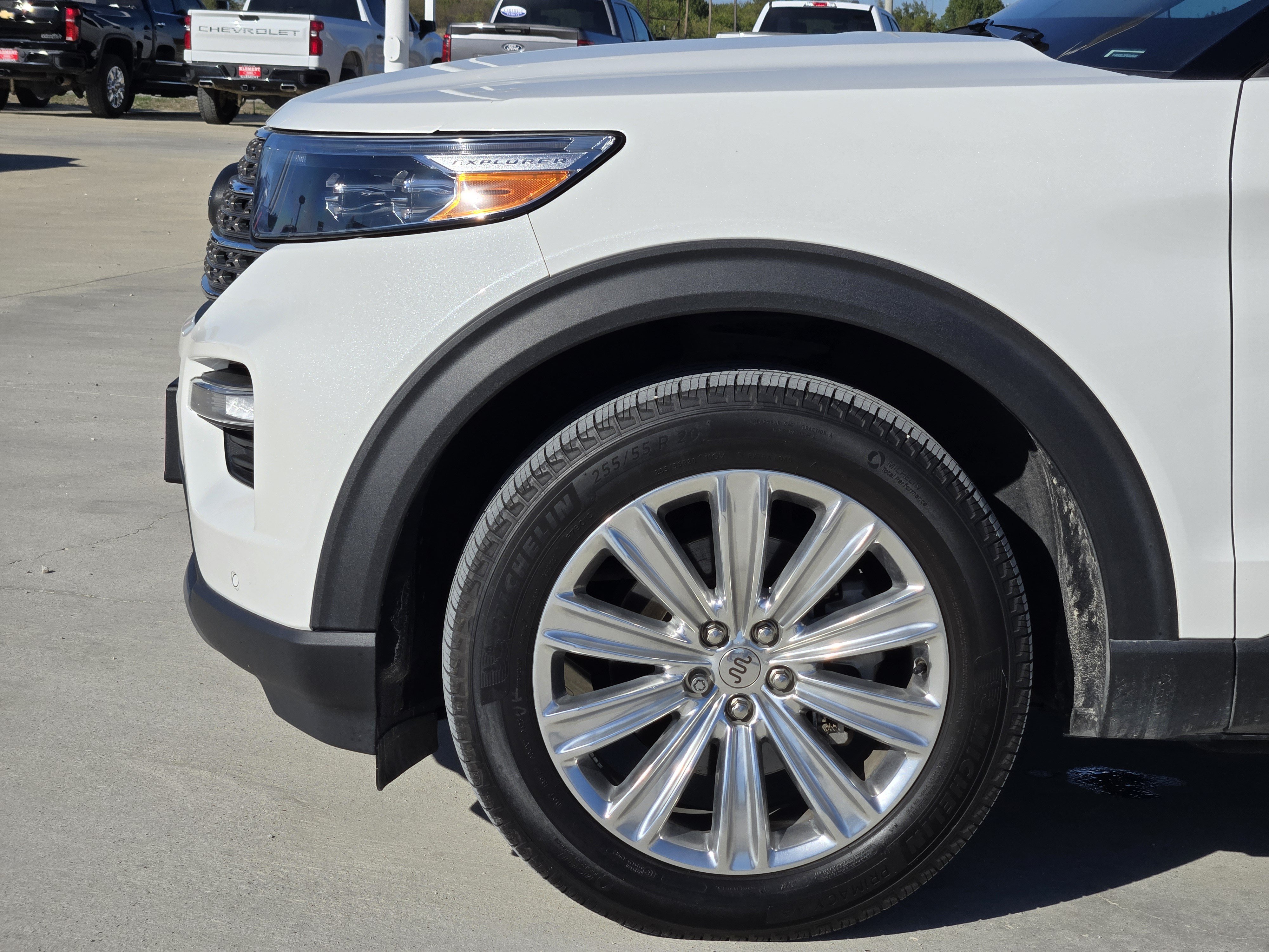 Certified 2023 Ford Explorer King Ranch w/ Technology Package AWD/4WD image 8