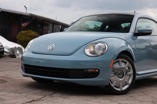 Used 2013 Volkswagen Beetle 2.5 Fender FWD image 28
