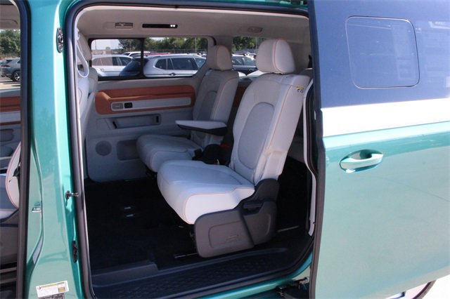 New 2025 Volkswagen ID. Buzz Pro S Plus image 16