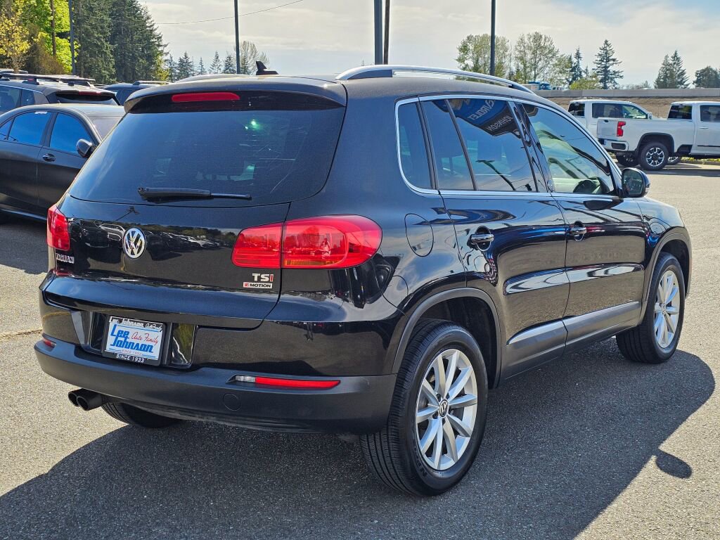 Used 2017 Volkswagen Tiguan Wolfsburg Edition AWD/4WD image 5